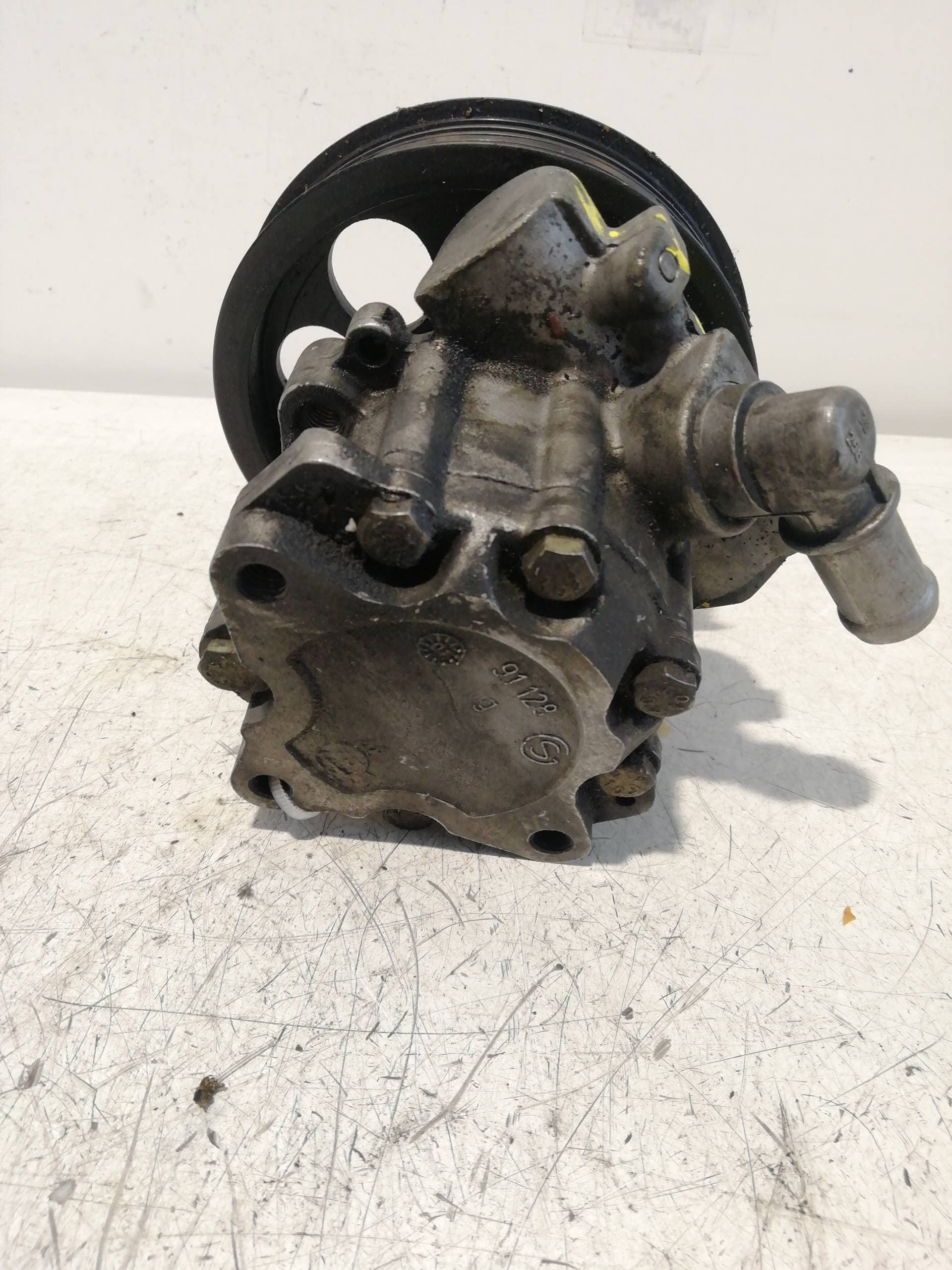 Bomba direccion SAAB 9-5 SEDÁN