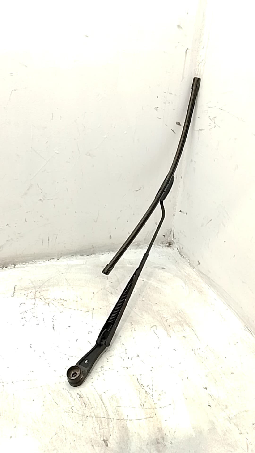 Brazo limpia delantero izquierdo KIA CERATO 4