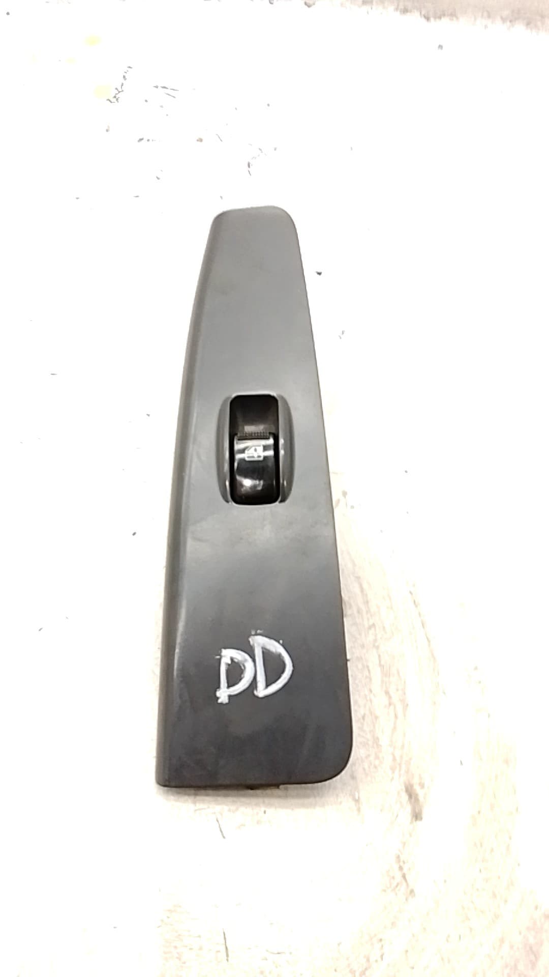 Mando elevalunas delantero derecho KIA CERATO