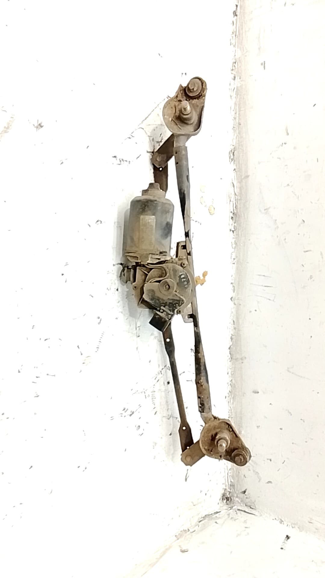 Motor limpia delantero KIA CERATO