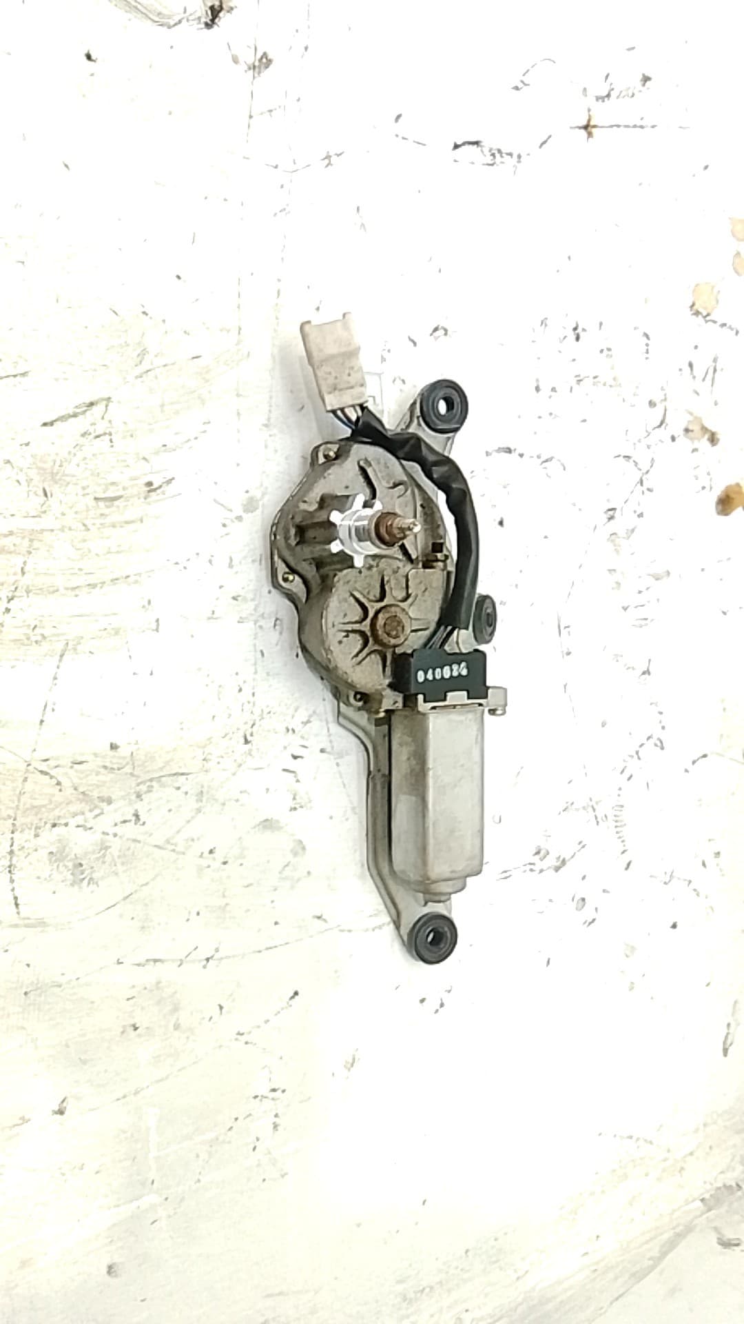 Motor limpia trasero KIA CERATO 5