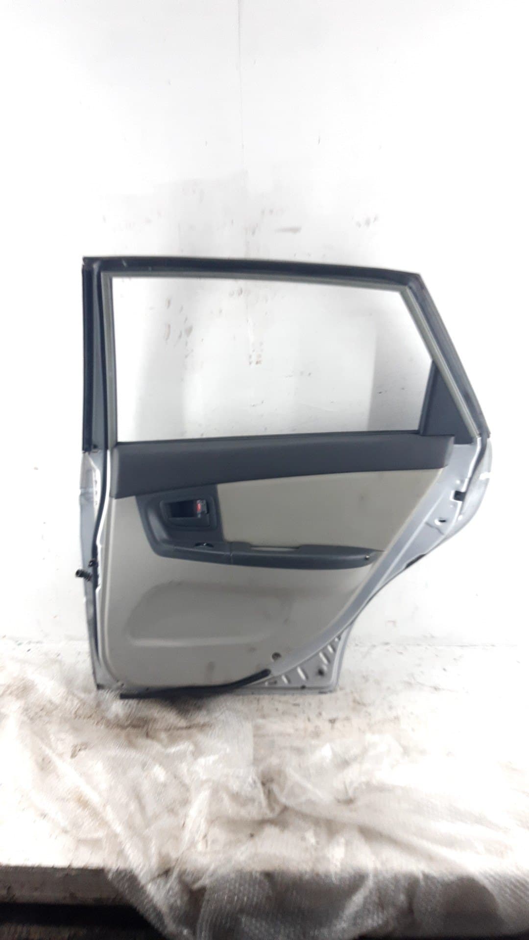 Puerta trasera derecha KIA CERATO 2