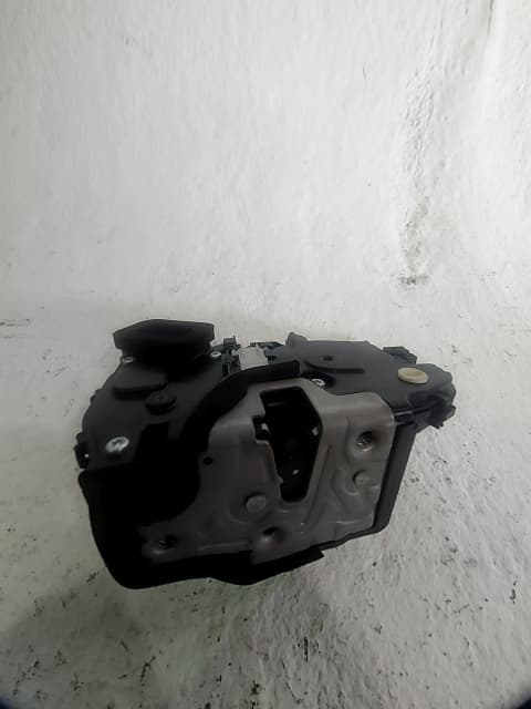Cerradura puerta delantera izquierda CUPRA BORN (K11) 2