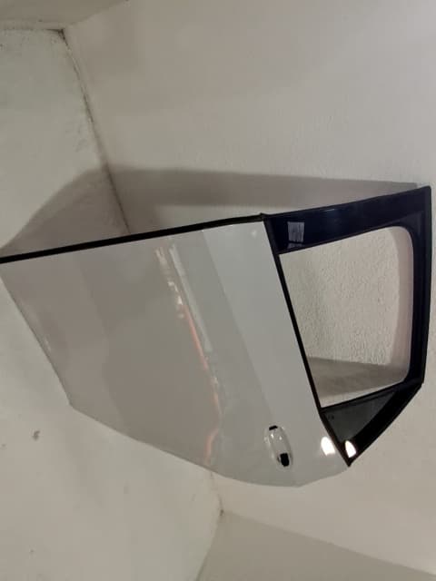 Puerta delantera izquierda CUPRA BORN (K11) 4