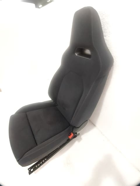 Asiento delantero derecho CUPRA BORN (K11)