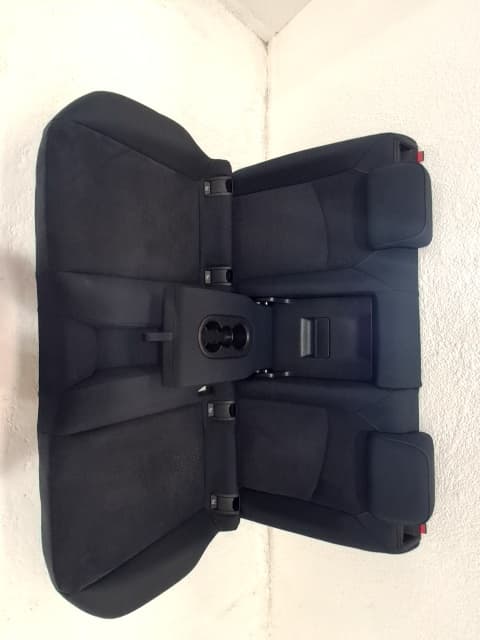 Cerradura asientos traseros CUPRA BORN (K11) 5