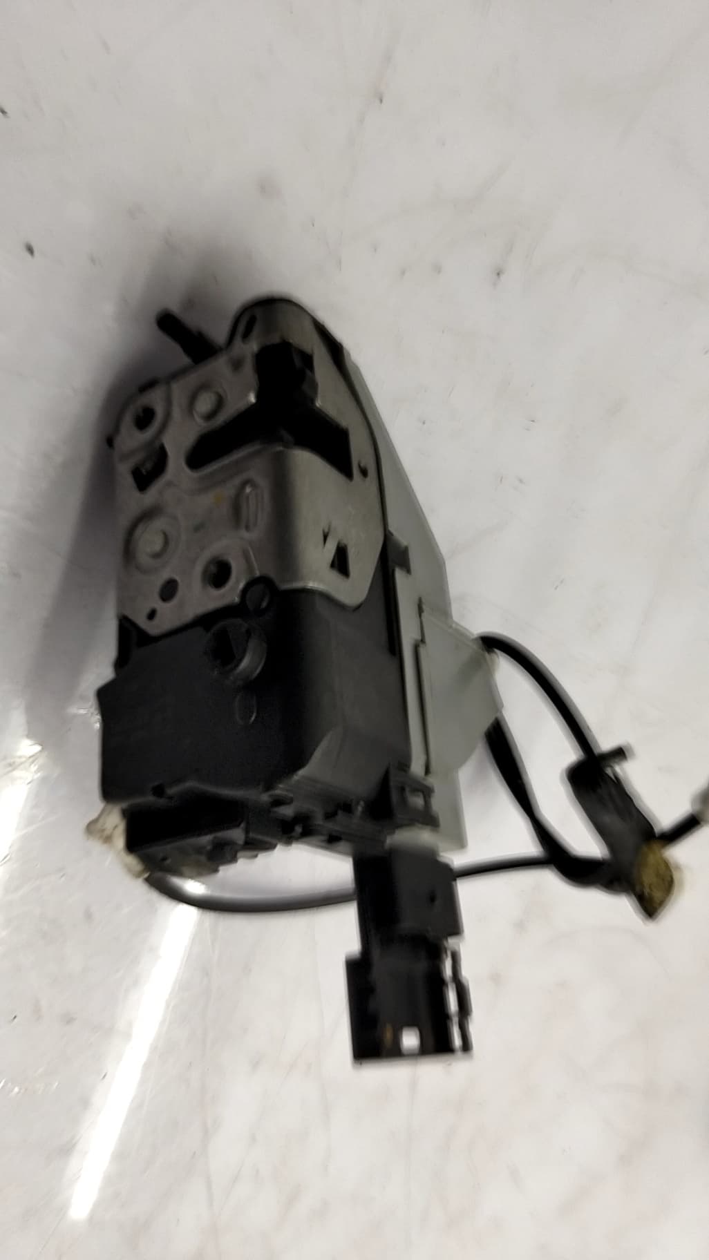 Cerradura puerta trasera izquierda PEUGEOT 308 4