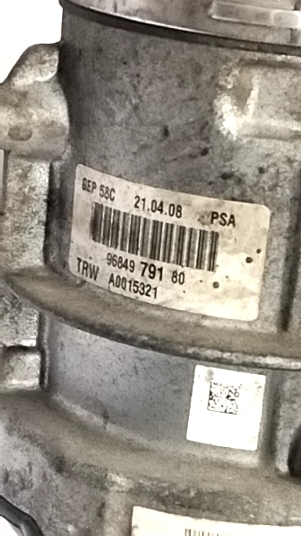 Bomba direccion PEUGEOT 308 3