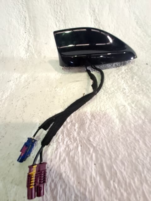 Antena FORD MUSTANG MACH-E 2