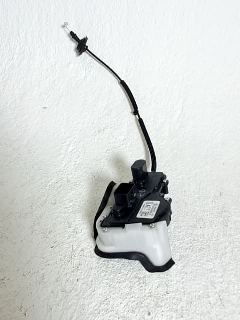 Cerradura puerta trasera derecha FORD MUSTANG MACH-E 5