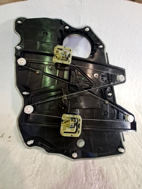 Elevalunas delantero izquierdo FORD MUSTANG MACH-E