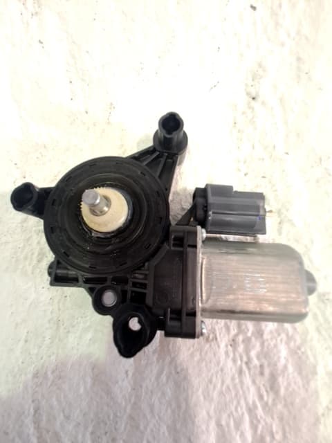 Motor elevalunas delantero derecho FORD MUSTANG MACH-E 4