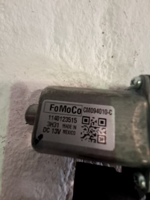 Motor elevalunas delantero izquierdo FORD MUSTANG MACH-E 3