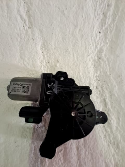 Motor elevalunas delantero izquierdo FORD MUSTANG MACH-E 2