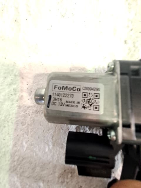 Motor elevalunas trasero derecho FORD MUSTANG MACH-E 2