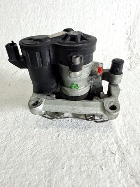 Recambio FORD MUSTANG MACH-E ref. 2455419 3