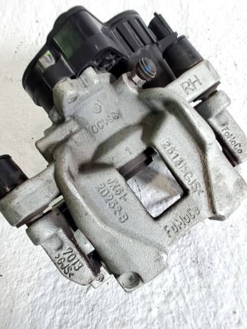 Recambio FORD MUSTANG MACH-E ref. 2455419