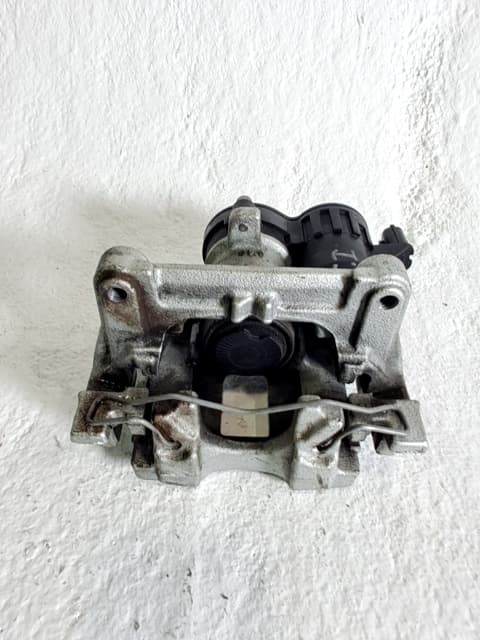 Recambio FORD MUSTANG MACH-E ref. 2455674 2