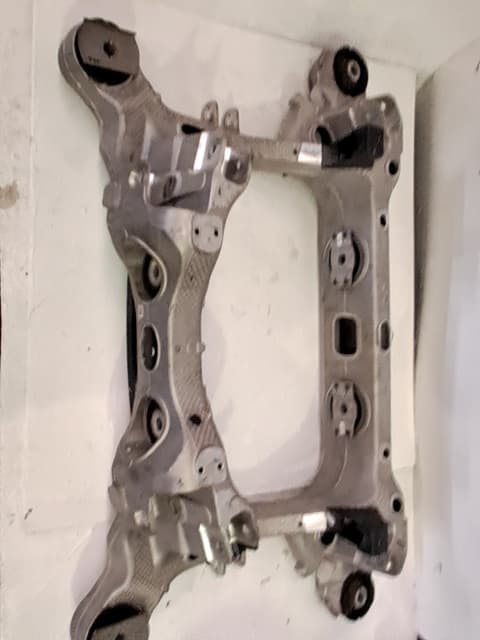 Puente trasero FORD MUSTANG MACH-E 4