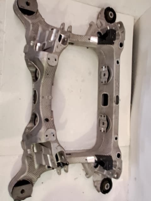 Puente trasero FORD MUSTANG MACH-E 2