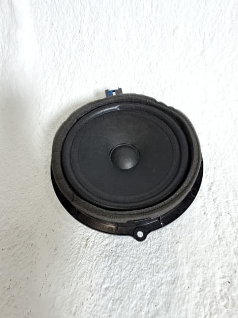 Altavoz FORD MUSTANG MACH-E 3