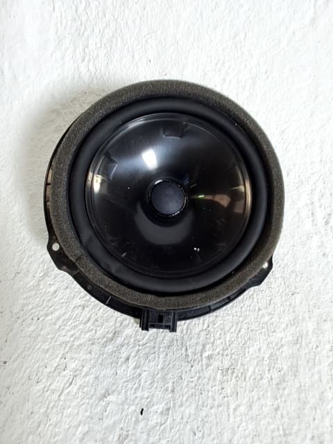 Altavoz FORD MUSTANG MACH-E 3