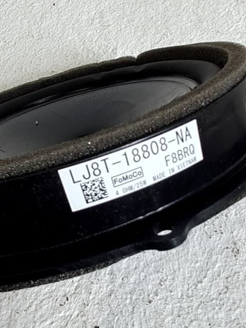 Altavoz FORD MUSTANG MACH-E