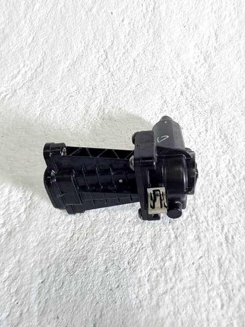Cerradura puerta delantera derecha FORD MUSTANG MACH-E 4