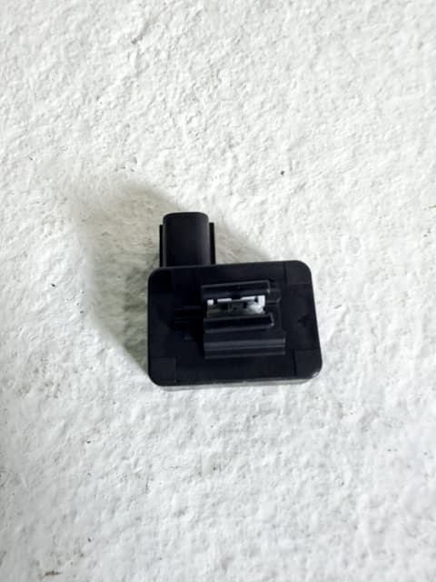 Antena FORD MUSTANG MACH-E 4