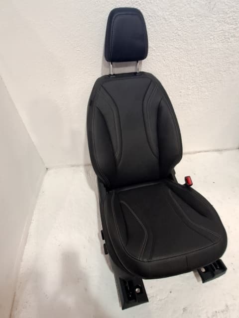Asiento delantero derecho FORD MUSTANG MACH-E 4