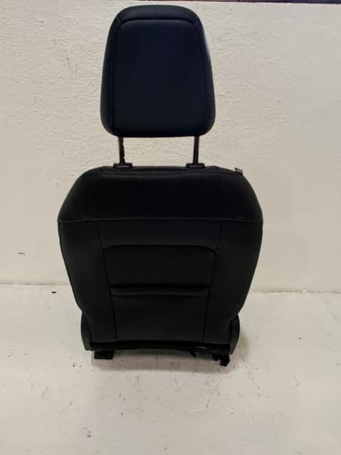 Asiento delantero izquierdo FORD MUSTANG MACH-E 2