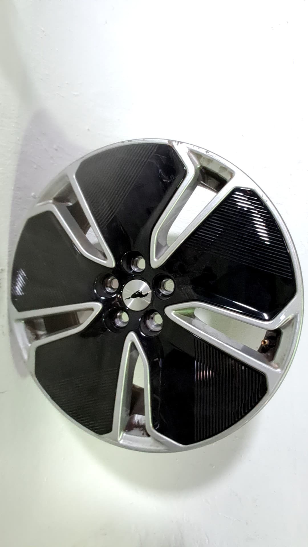 Llanta FORD MUSTANG MACH-E