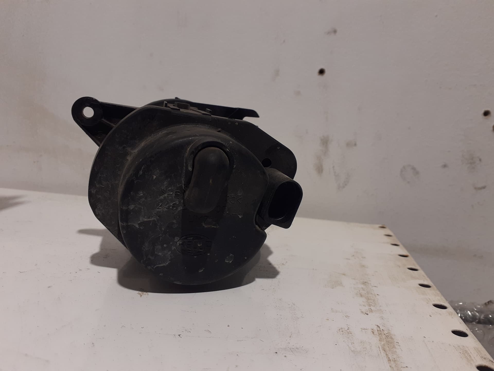 Faro antiniebla izquierdo AUDI A6 BERLINA (4B2)