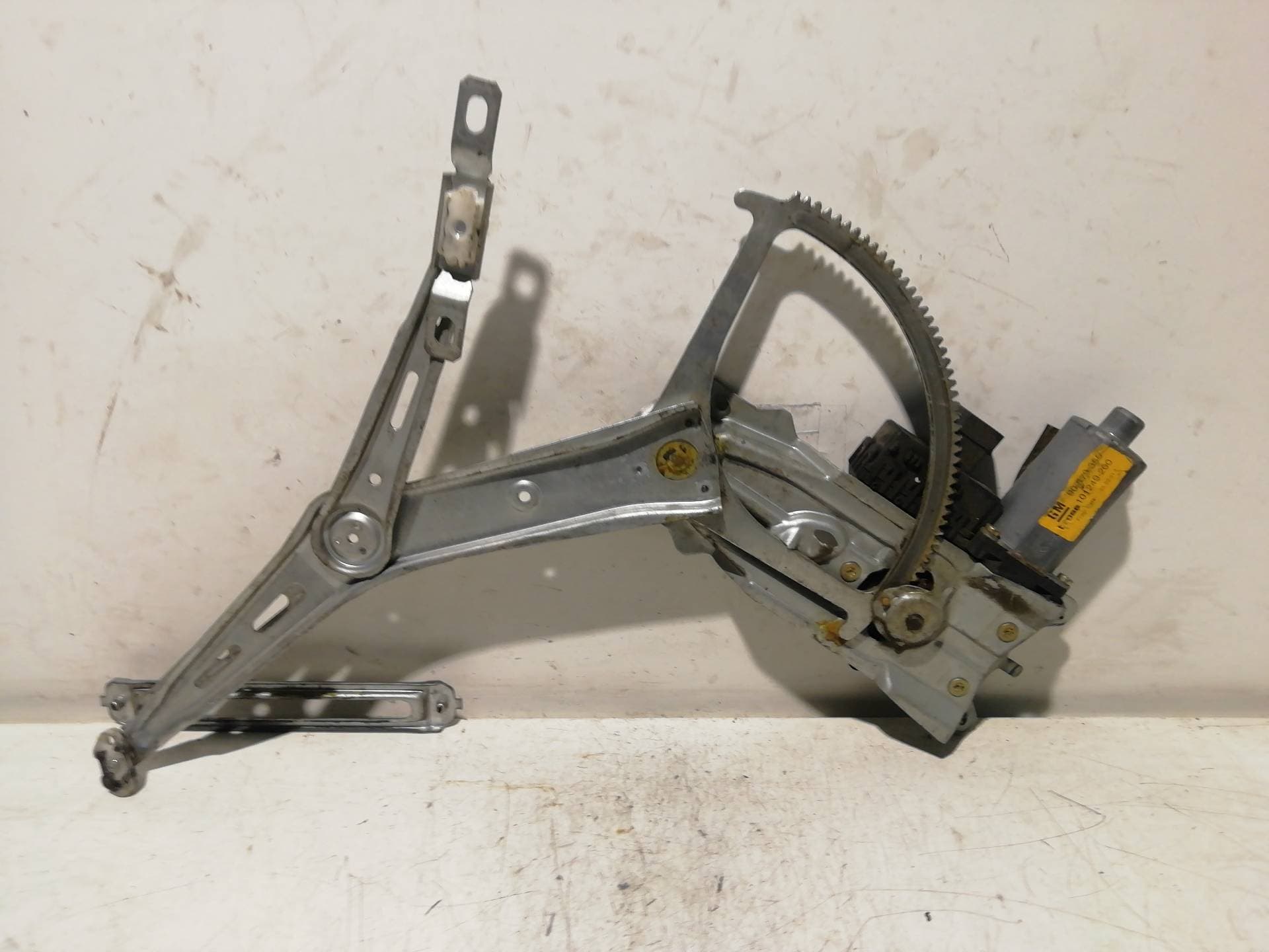 Motor elevalunas delantero izquierdo OPEL ZAFIRA A