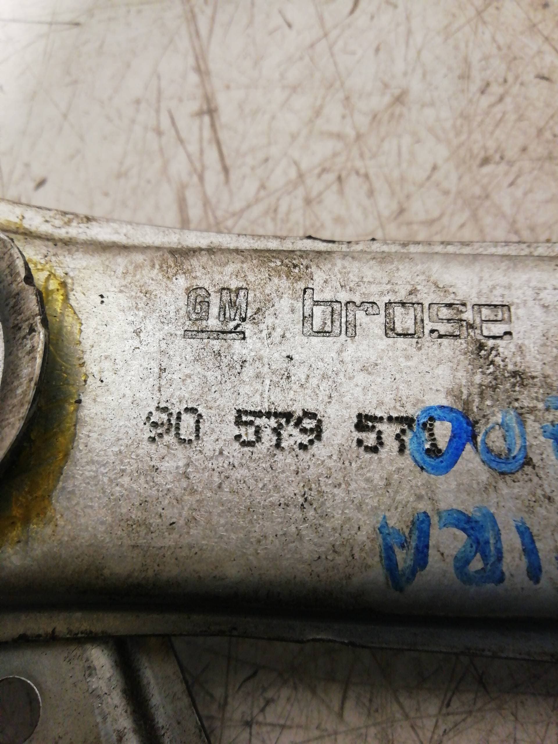Motor elevalunas delantero izquierdo OPEL ZAFIRA A 3