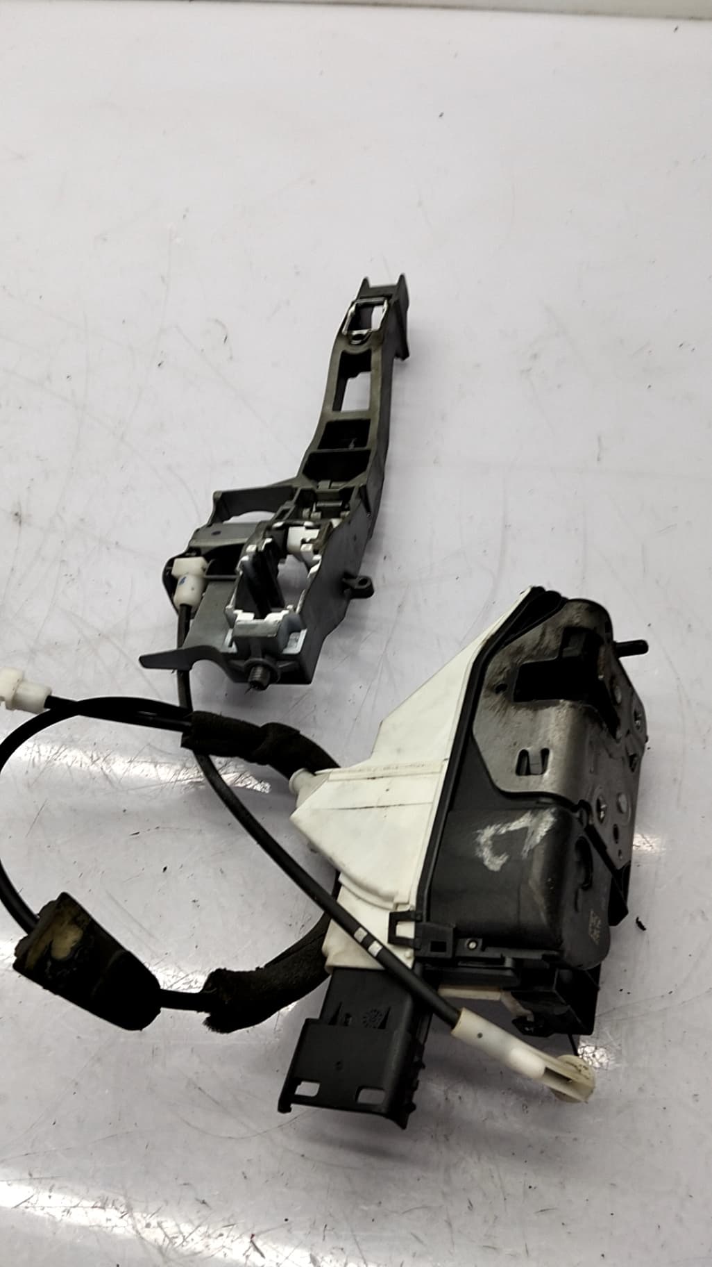 Cerradura puerta lateral derecha PEUGEOT 5008 4