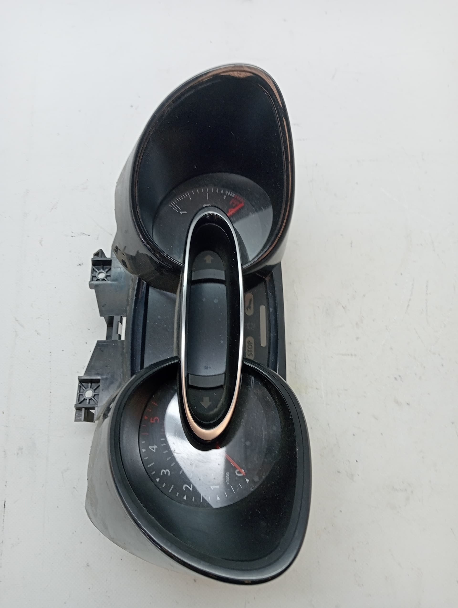 Cuadro instrumentos RENAULT CLIO IV 3