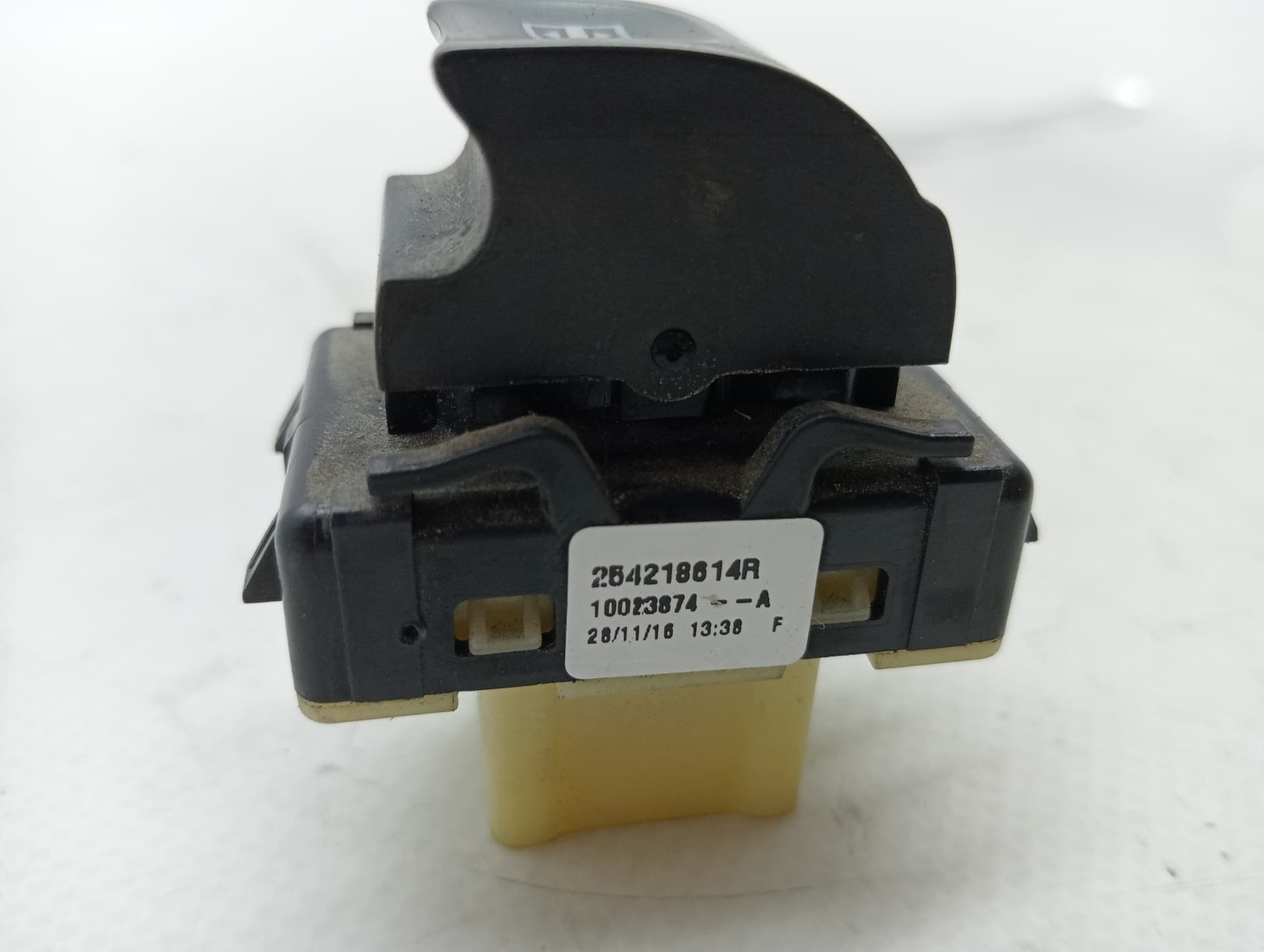 Mando elevalunas delantero derecho RENAULT CLIO IV 3