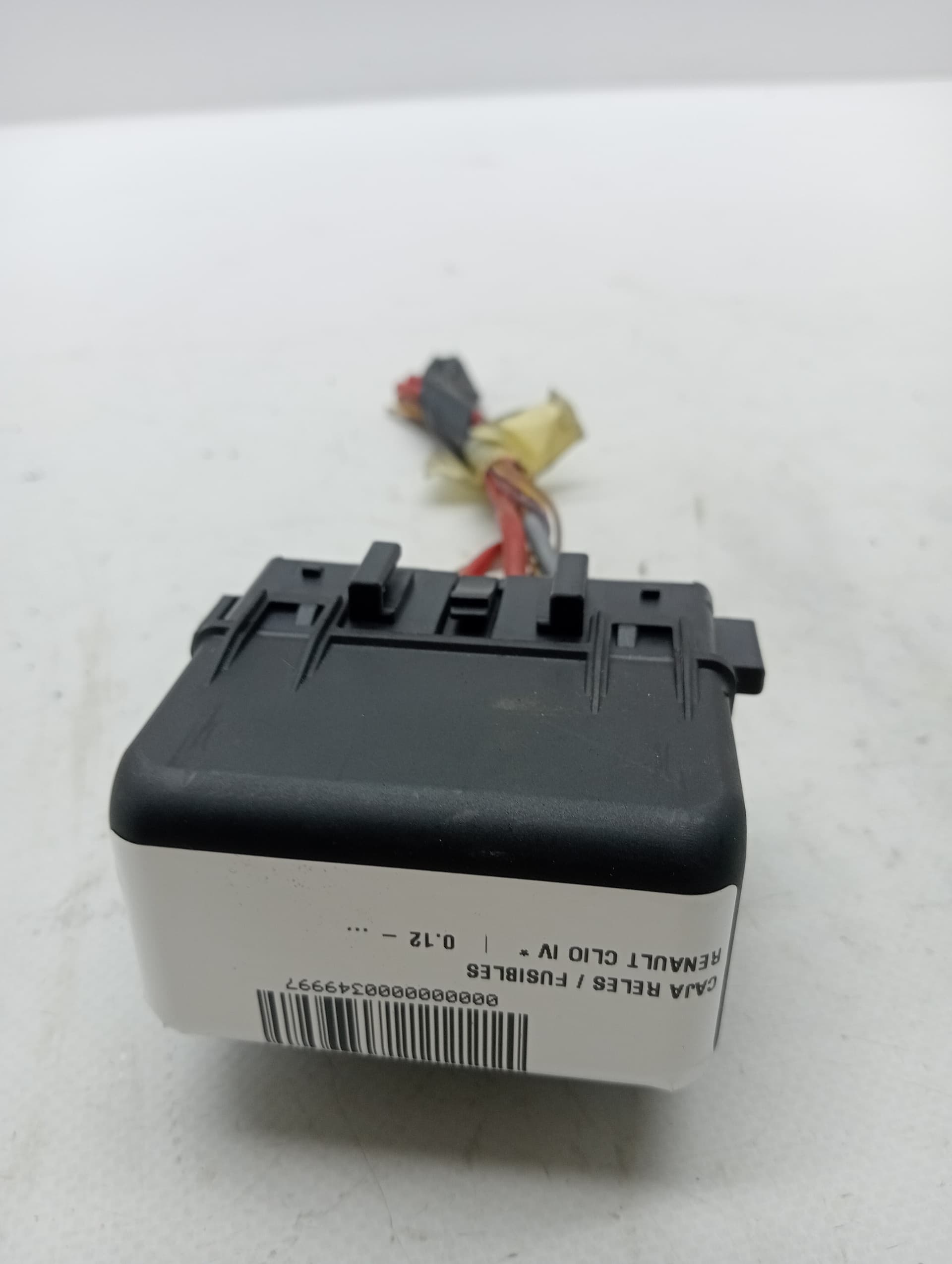 Caja reles / fusibles RENAULT CLIO IV