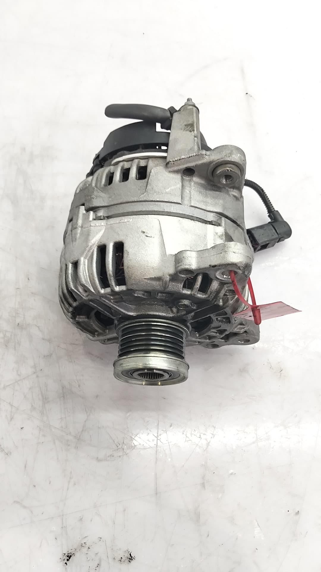 Alternador VOLKSWAGEN POLO (6R1)