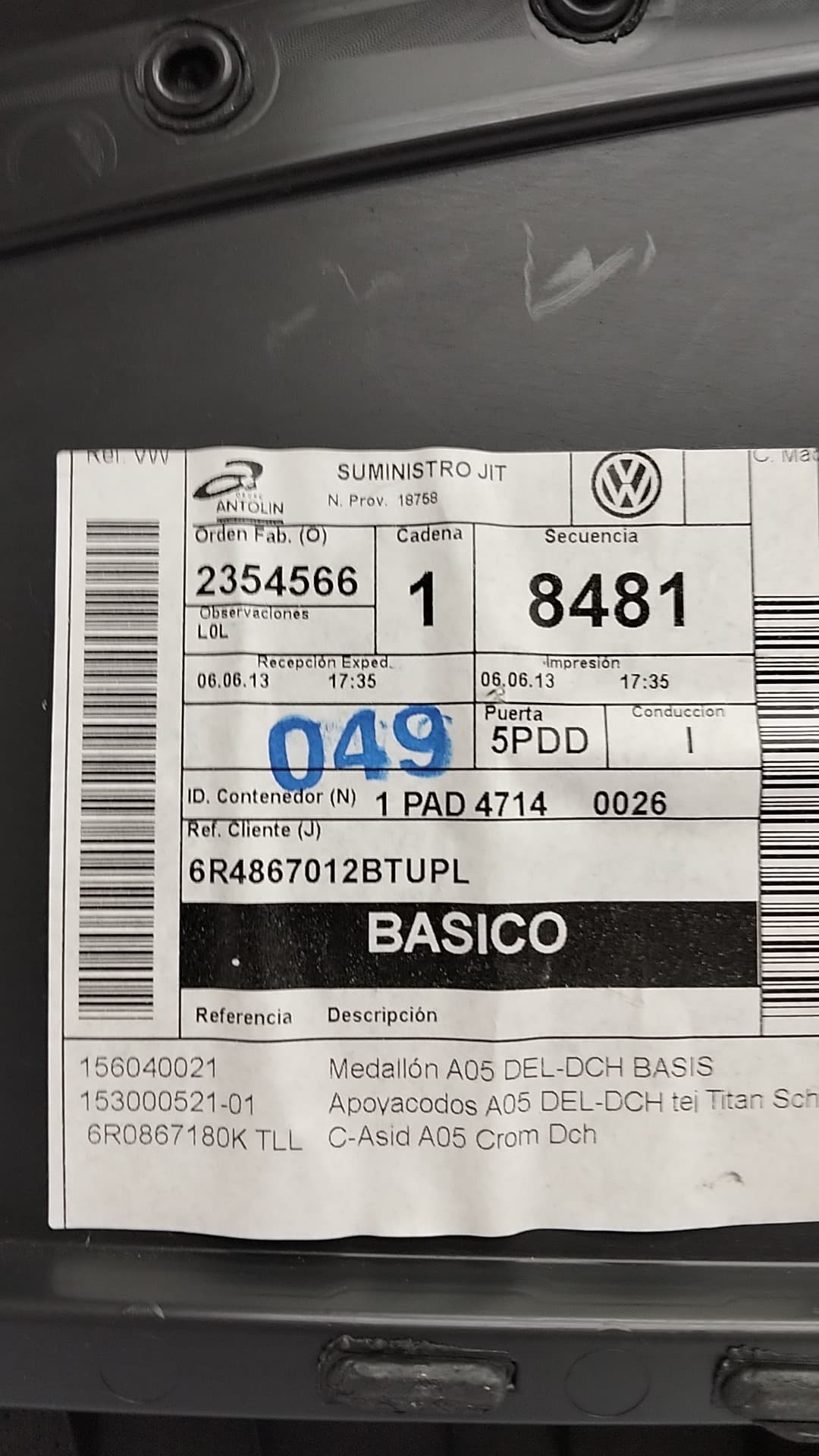 Guarnecido puerta delantera derecha VOLKSWAGEN POLO (6R1) 4