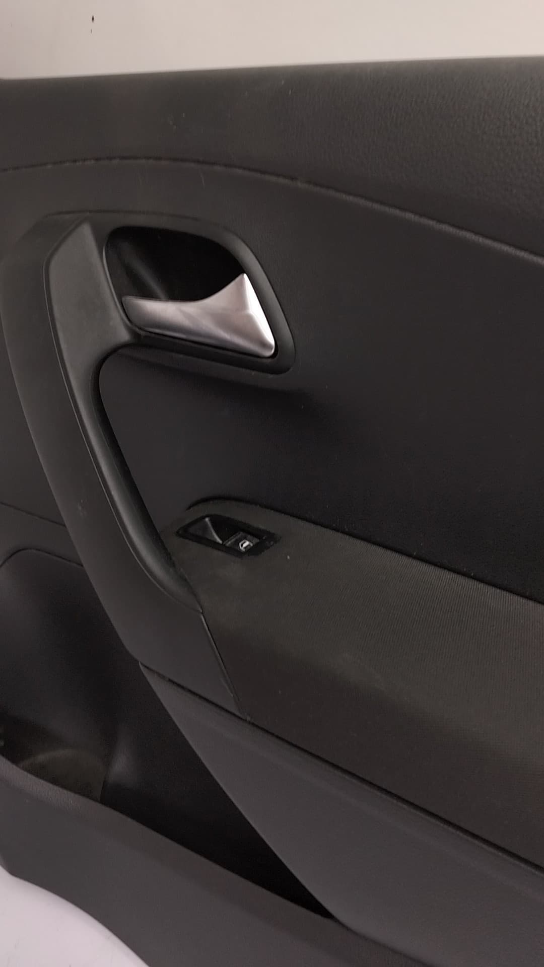 Guarnecido puerta delantera derecha VOLKSWAGEN POLO (6R1) 2
