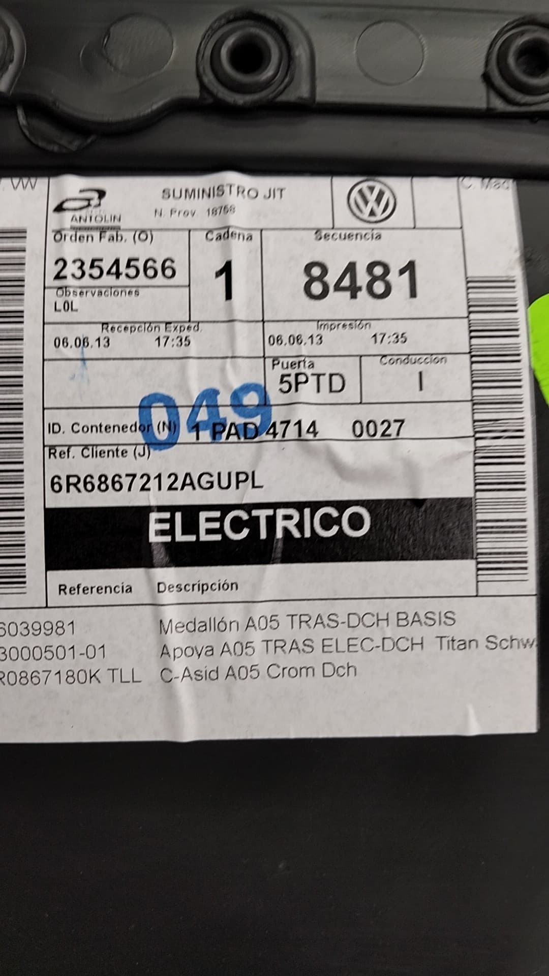 Guarnecido puerta trasera derecha VOLKSWAGEN POLO (6R1) 2