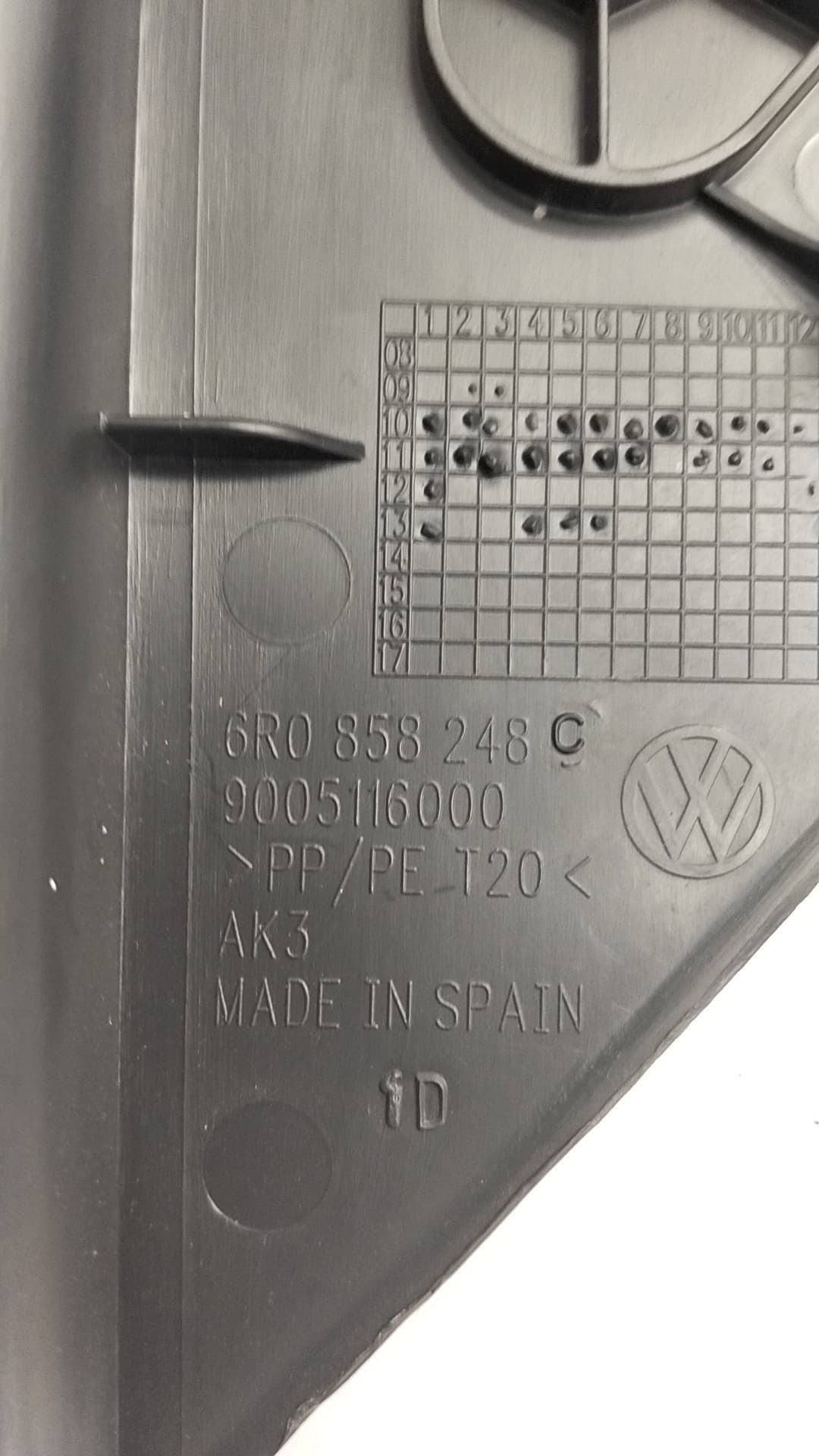 Recambio VOLKSWAGEN POLO (6R1) ref. 6R0858248C82V 2
