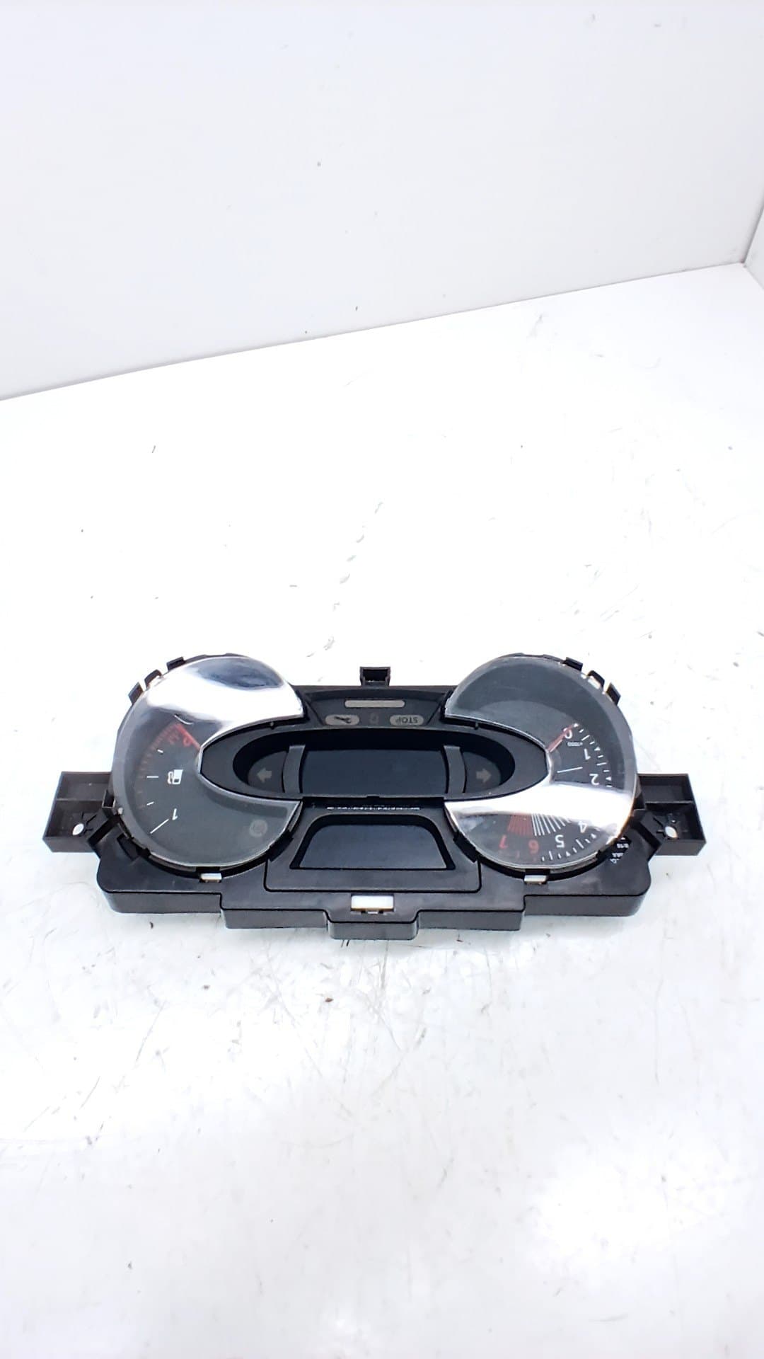 Cuadro instrumentos RENAULT CAPTUR 4