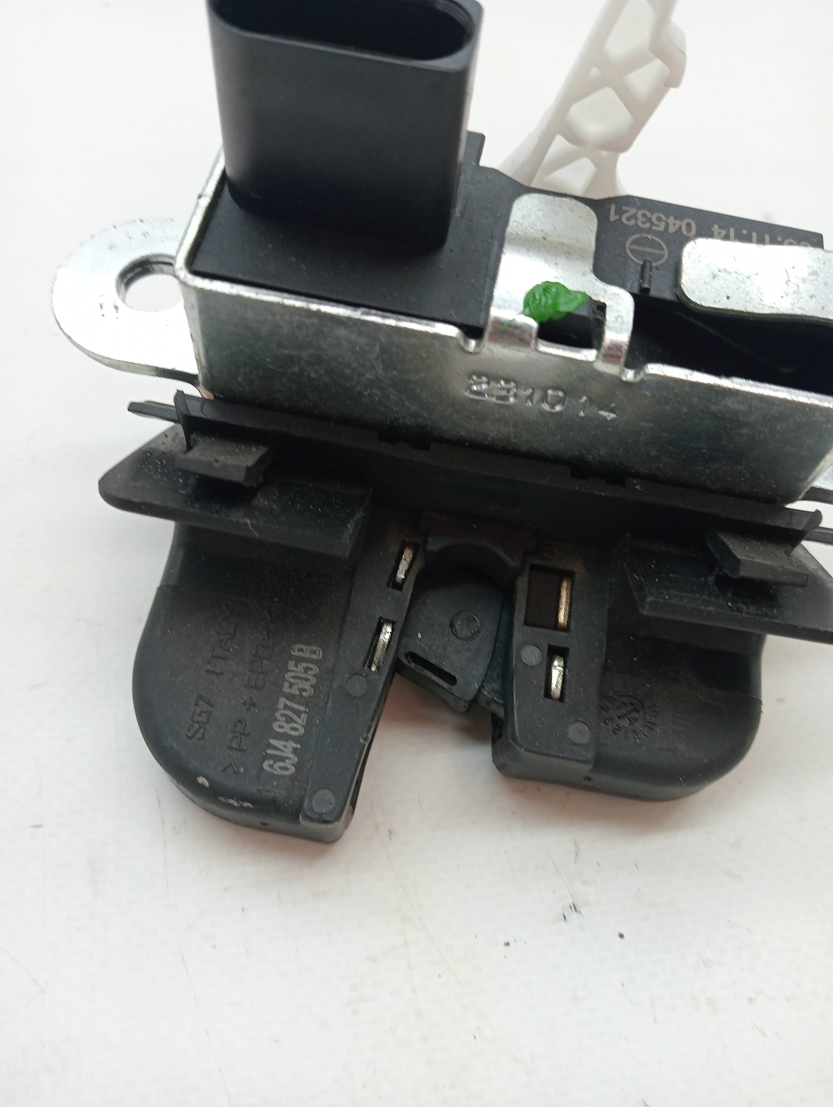 Cerradura maletero / porton SEAT IBIZA SC (6J1) 2