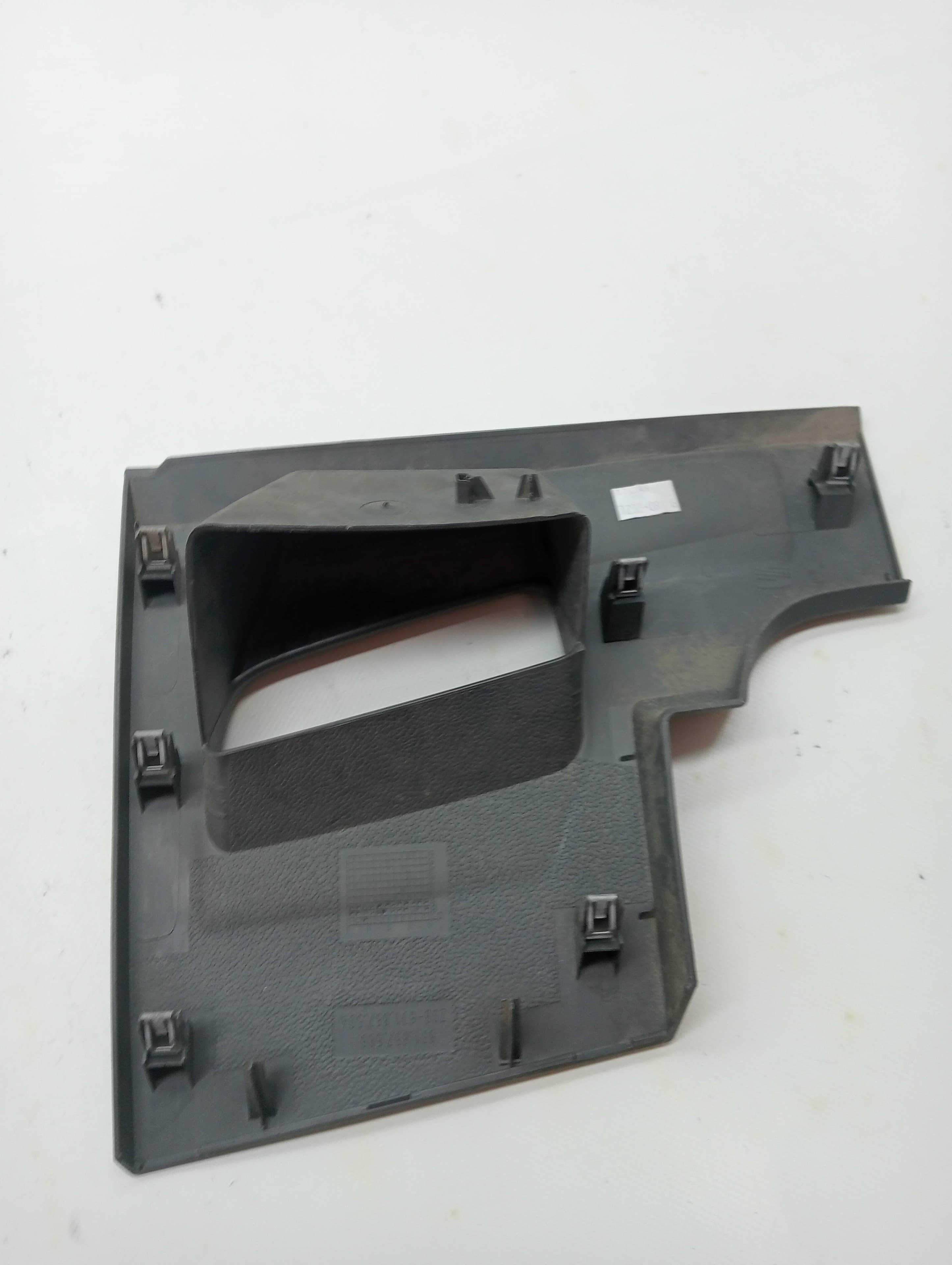 Plastico SEAT IBIZA SC (6J1) 3