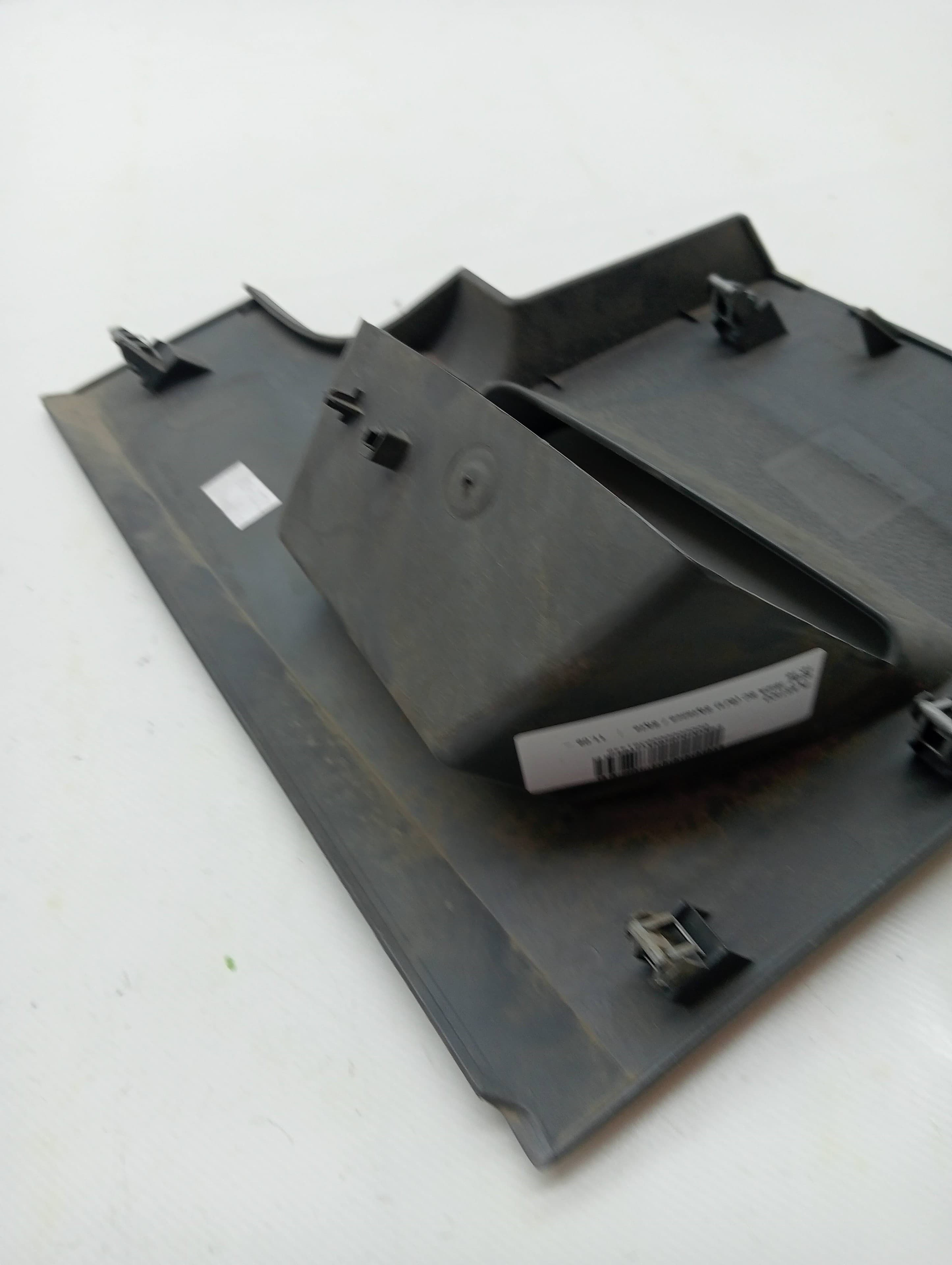 Plastico SEAT IBIZA SC (6J1) 2