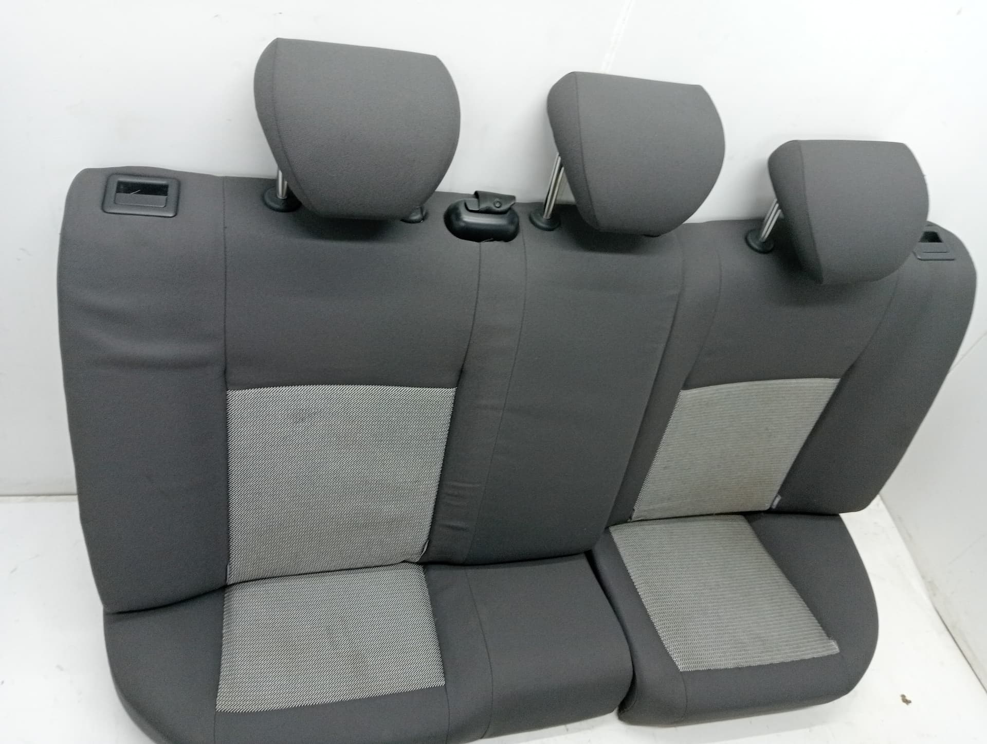Cerradura asientos traseros SEAT IBIZA SC (6J1) 3