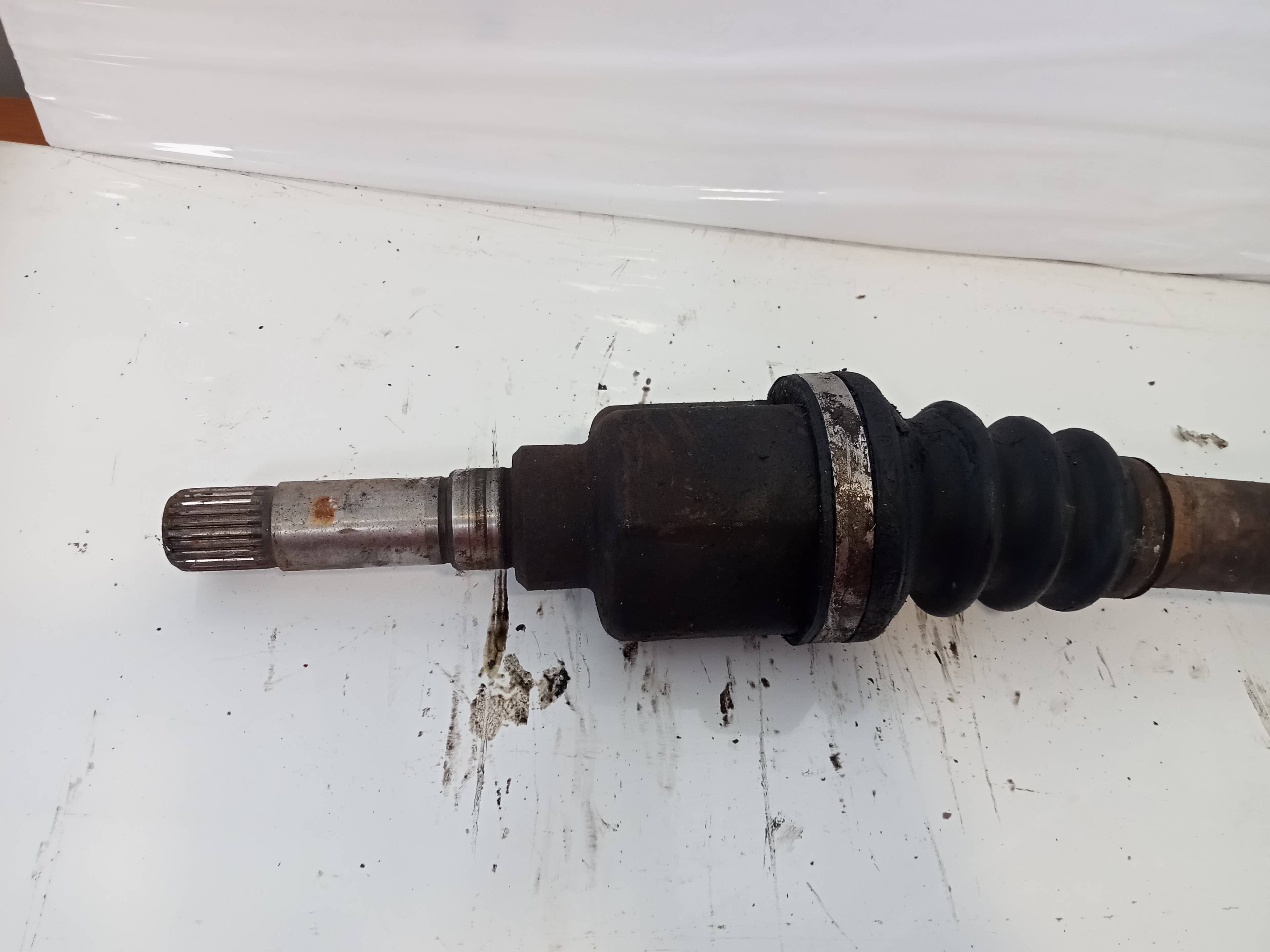 Transmision delantera derecha PEUGEOT 207 3
